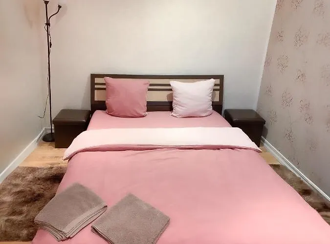 Apartamentai Birzuose, Apartments By The Lake